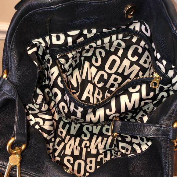 MARC JACOBS Black Satchel Crossbody B/W Logo Interior Lining Brass Hardware - Picture 15 of 16